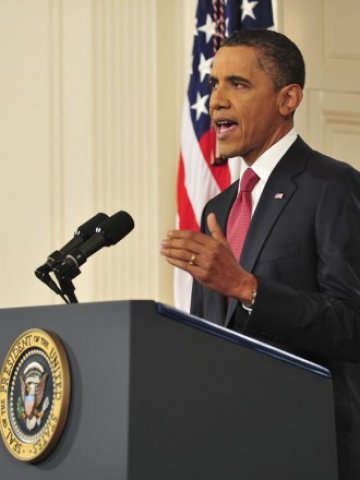 <p>
	Обама в обръщението си към нацията от Белия дом. <em>Снимка: Ройтерс</em></p>
