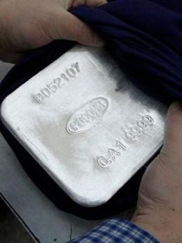 <p>Котировката на среброто мина 40$ за тройунция.<i> </i><i>Снимка: Ройтерс</i></p>