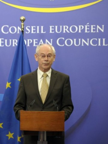 <p>
	Ван Ромпой е убеден, че Гърция ще получи следващия транш от финансовата помощ. <em>Снимка: Ройтерс</em></p>
