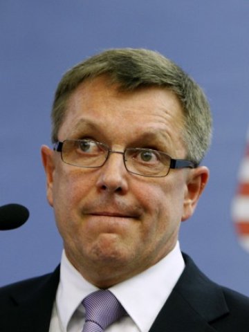 <p>
	Унгарският министър на икономиката Дьорд Матолчи. <em>Снимка: Ройтерс</em></p>
