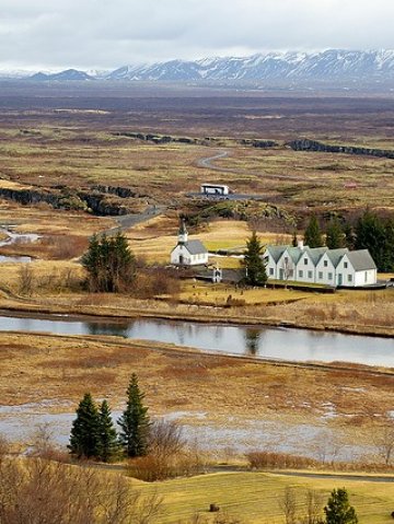 <p>
	<em>Исландия. Снимка: pocius, лиценз: <strong><a href="http://creativecommons.org/licenses/by/2.0/ " target="_blank">CreativeCommons</a></strong></em></p>
