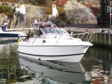 Лодка на батерии 