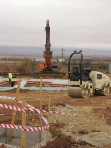 <p>
	Строителството на депото край Яна &nbsp; &nbsp; &nbsp; Снимка: БТА</p>
