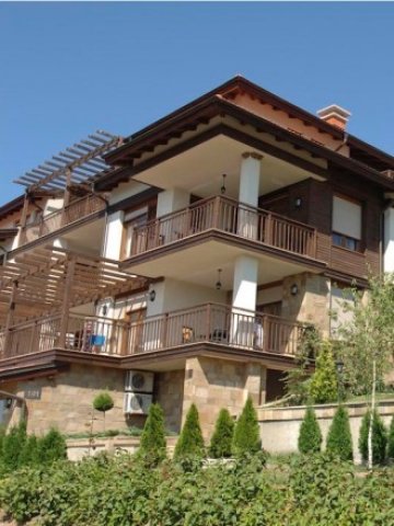 <p>
	Комплекс Санта Марина <em>Снимка: Santamarina.bg</em></p>
