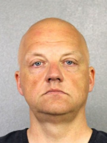 <p>
	Оливър Шмид. <em>Снимка: Ройтерс</em></p>
