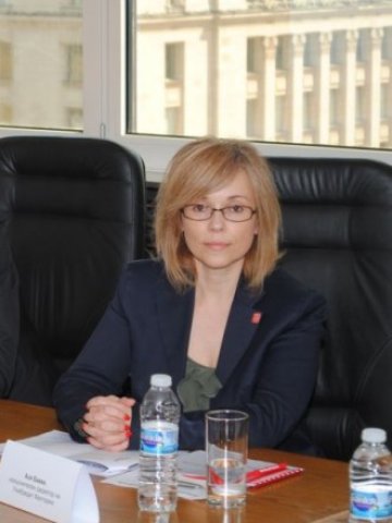 <p>
	Ася Баева. <em>Снимка: УниКредит</em></p>
