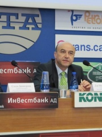 <p>
	Д-р Митко Василев.<em> Снимка: ГБИТК</em></p>
