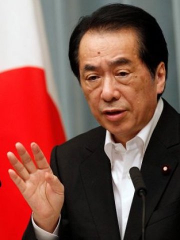 <p>
	Наото Кан:&nbsp;&quot;Трябва да работим заедно с обществеността, която не иска да зависи от атомна енергия&quot;. <em>Снимка: Ройтерс</em></p>
