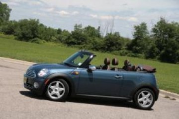 Малко, стилно, бързо и красиво &ndash; новото MINI Cooper Convertible 2009