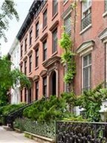 <p>
	<em>Изглед от имението на Де Ниро. Снимка: Prudential Douglas Elliman</em></p>
