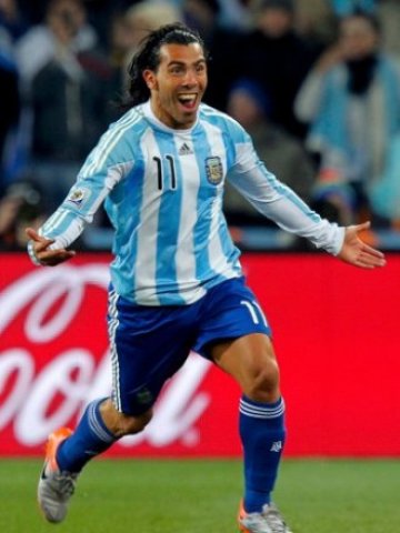 <p>
	Съвсем скоро Карлос Тевес може да се озове в бразилския Коринтианс. <em>Снимка: Ройтерс</em></p>
