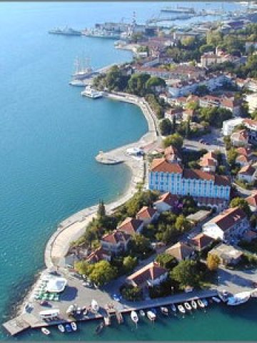 Пристанището на Тиват, Черна гора, скоро може да се окаже тясно за желаещите да акостират със собствените си яхти. Снимка: TivatMontenegro