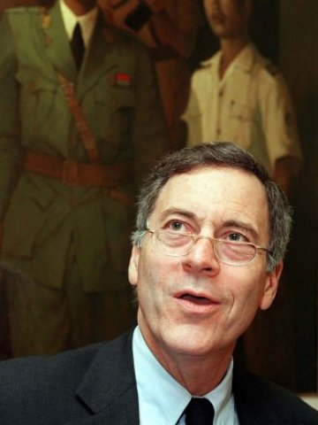 <p>
	<em>Стив Ханке, наричан още &quot;бащата&quot; на валутния борд в България</em> Снимка: <em>Ройтерс</em></p>
