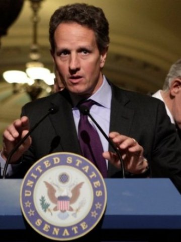 <p>
	Според Гайтнер&nbsp;Опасността САЩ да се върнат към рецесията е малка<em>.&nbsp;Снимка: Ройтерс</em></p>
