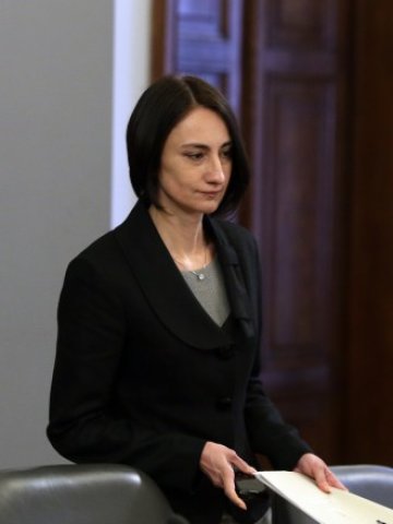 <p>
	Деяна Костадинова. <em>Снимка: БТА</em></p>
