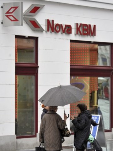 Спасяването на словенските банки започва през юни