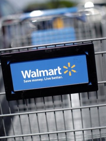 <p>
	Wal-Mart отчете засилени продажби заради по-хубавото време. <em>Снимка: Ройтерс</em></p>
