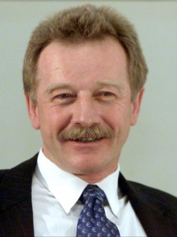 <p>
	Ив Мерш. <em>Снимка: Архив Ройтерс</em></p>
