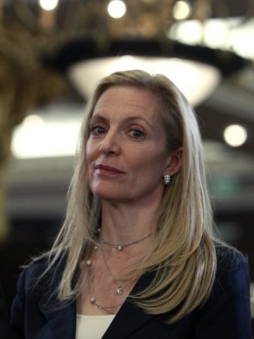 <p>
	Трейдърите ще следят дали Лейл Брейнард ще остане в лагера на централните банкери, които призовават за по-предпазлив подход. <em>Снимка: Архив Ройтерс</em></p>
