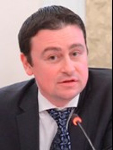 Деян Денев, директор на ARPharM