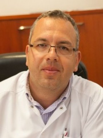 Доц. Иван Костов: Страната е наситена откъм леглова база, липсват специалисти