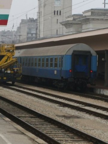 <p>
	<em>По-високите такси за пътническите влакове вероятно ще се калкулират и в цените на билетите от следващата година</em> &nbsp;Снимка: БТА</p>
