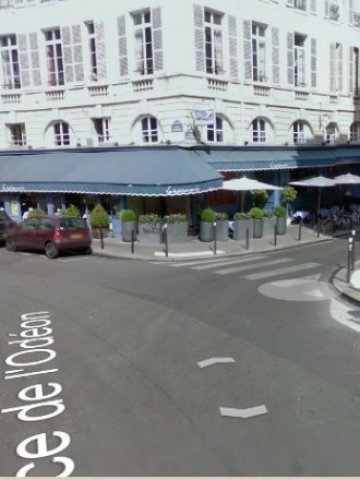 <p>
	Триизмерен изглед от Париж, благодарение на Google Maps. <em>Илюстрация: Google</em></p>
