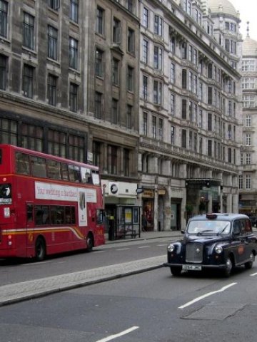 <p>
	Улица в Лондон. <em>Снимка: sxc.hu</em></p>
