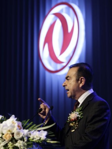 <p>
	Главният изпълнителен директор на Nissan Карлос Госн. <em>Снимка: Ройтерс</em></p>
