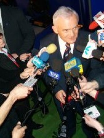 <p>Професията на репортер е сред първите, които са на изчезване заради засилената тенденция на споделяне на информация между медиите. Снимка: Sxc.hu</p>