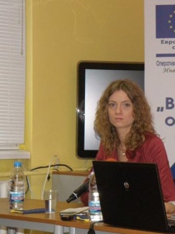 <p>
	<em>Милена Дамянов</em>а. <em>Снимка: Министерство на образованието, младежта и науката </em></p>
