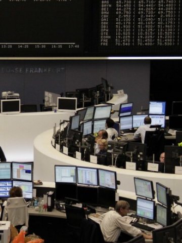 <p>
	Борсата във Франкфурт. <em>Снимка: Ройтерс</em></p>
