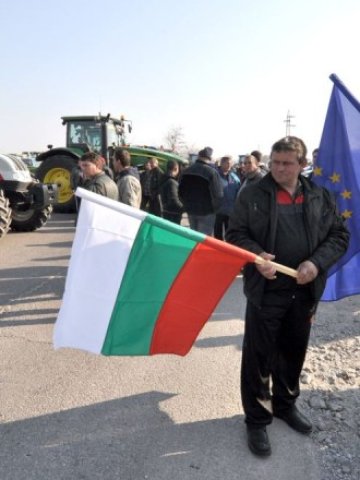 <p>
	Протестите на граничния пункт Капитан Андреево &nbsp; Снимка: БТА</p>
