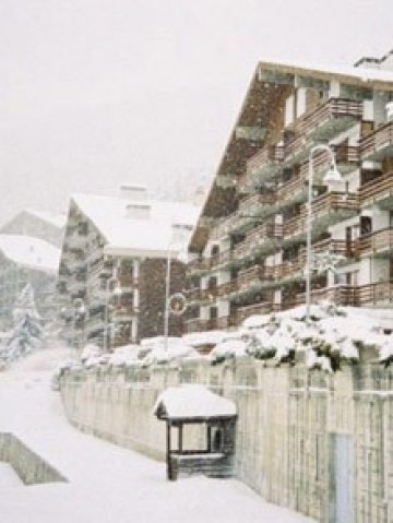 <p>Една от първите български инвестиции в чужбина е на Албена АД в алпийския хотел Des Masques. Снимка: Албена АД</p>