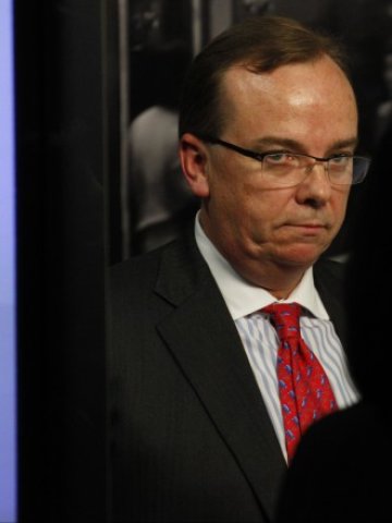 <p>
	Стюарт Гъливър, изпълнителен директор на банката. <em>Снимка: Ройтерс</em></p>
