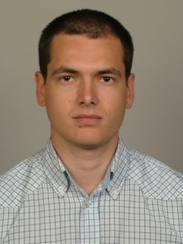 <p>
	Благовест Крачев <em>Снимка: Личен архив</em></p>
