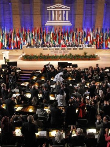 <p>
	Момент от днешното заседание на ЮНЕСКО. Снимка: Ройтерс</p>
