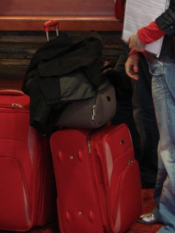 Правилото за багажа е просто - без ненужни вещи. Снимка: Investor.bg