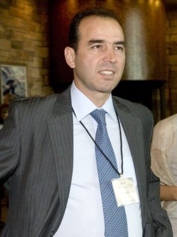 <p style="text-align: justify;">
	Иван Искров. <em>Снимка: архив Ройтерс</em></p>
