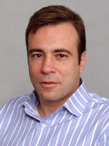 <p>
	Основателят на Deskgod&nbsp;Даниел Христов. <em>Снимка: Личен архив</em></p>
