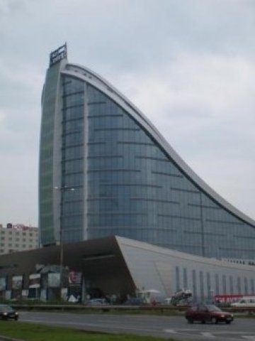 <p>
	Офис сградата на бул. Цариградско шосе.&nbsp;<em>Снимка:&nbsp;</em><em>Фонд имоти АДСИЦ</em></p>
