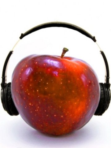 <p>
	Apple ще има право да предлага музика на клиентите си, без да е нужно те да я свалят на харддисковете на своите устройства. <em>Снимка: sxc.hu</em></p>
