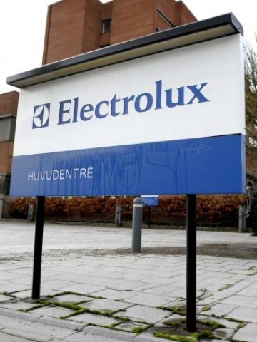 <p>
	Съкращаването на разходите ще засегне 2 хил. служители на компанията.&nbsp;<em>Снимка: Ройтерс</em></p>
