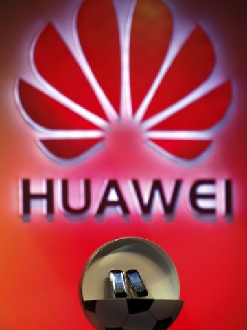 <p>
	Huawei Technologies отрече да използва нелегални правителствени субсидии. <em>Снимка: Ройтерс</em></p>
