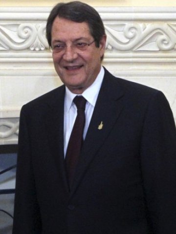 <p>
	Никос Анастасиадис. <em>Снимка: Ройтерс</em></p>
