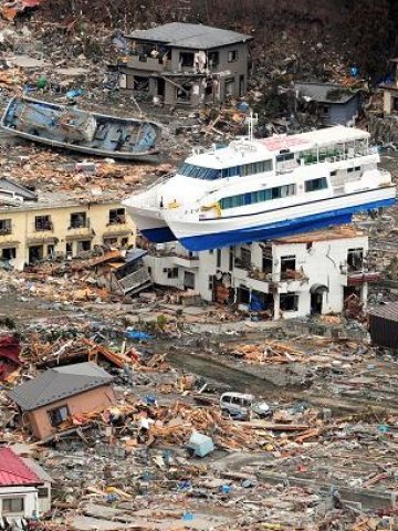 <p>Японски град в префектура Ивате след цунамито. <i>Снимка: БТА</i></p>