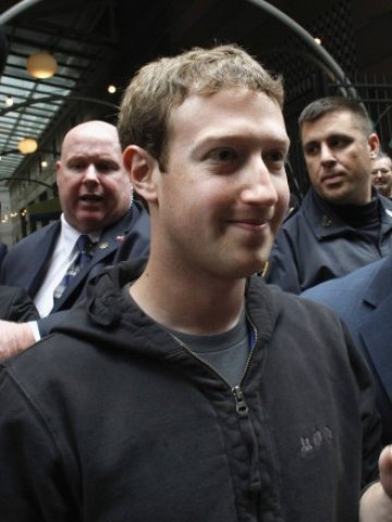 <p>
	<em>Основателят на Facebook Марк Зукърбърг. Снимка: Ройтерс</em></p>
