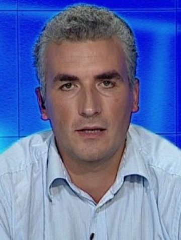 Деян Василев