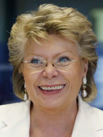 <p>
	Еврокомисарят смята, че европейските проблеми трябва да бъдат решени без помощта на МВФ. <em>Снимка: Ройтерс</em></p>
