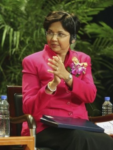 Индра Нои ръководи успешно не само компанията, но и имиджа си на влиятелна дама. Снимка: Getty Images